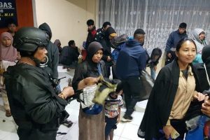 KKB Papua Bakar Kantor Disdukcapil, 73 Warga Mengungsi ke Mapolres Pegunungan Bintang