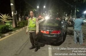 Pasangan Pelajar Ini Pacaran Pakai Mobil Dinas DPRD, Tabrak Tiang Listrik Depan RS Siloam