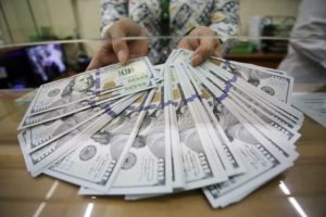 Nilai Tukar Rupiah Merosot, Tunggu Laporan Tingkat Pengangguran AS