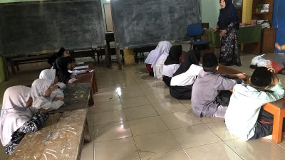 Madrasah Diniyah Takmiliyah Awaliyah Nurul Fallah Tambah Jam Mengaji Siswa