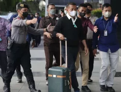 Bupati Meranti Diduga Terima Rp 26,1 Miliar, 3 Kasus Menjeratnya