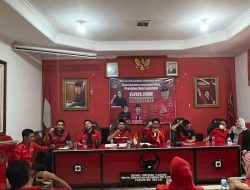 Pengurus dan Bacaleg PDIP Wajib Pasang Banner Ganjar Pranowo dan Megawati