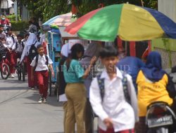 Jumlah SDN Negeri Menyusut