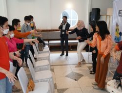 Kolaborasi EF dan Kreaby Dorong Kreativitas dan Produktivitas   