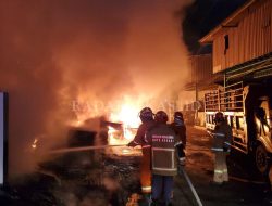 Limbah Ban Terbakar, Kerugian Ratusan Juta