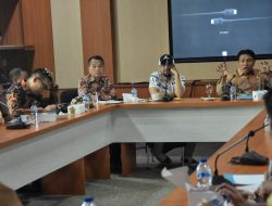 Pemkab Diminta Gencarkan Sosialisasi Pembangunan TPST