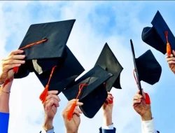 10 Kampus yang Lulusannya Diklaim Paling Mudah Cari Kerja