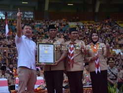 Aksi Puluhan Ribu Anggota Pramuka Pecahkan Rekor MURI