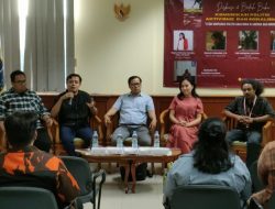 Buku Komunikasi Politik, Aktivisme, dan Sosialisme Inspirasi bagi Kaum Muda