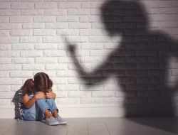 8 Kebiasaan Orangtua Bikin Rusak Psikologis Anak, Simak Penjelasannya