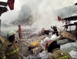 Lahan 1 Hektare Penampungan Lapak di Bintara Terbakar, Segini Kerugiannya