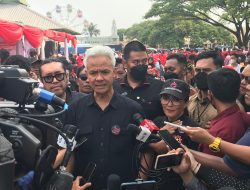 Ganjar Tampung Keluhan Petani dan Nelayan di Bekasi