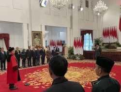 Jokowi Lantik Politisi PPP Arsul Sani yang Anggota Komisi 3 DPR Jadi Hakim Mahkamah Konstitusi