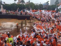 Lapangan Multiguna Becek, Kader PKS Kota Bekasi Antusias Kampanye AMIN