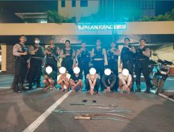 6 Remaja Ini Tertangkap Sebelum Tawuran di Jalan KH Muchtar Tabrani Bekasi Utara, Lihat Nih Senjata Tajam yang Mereka Bawa