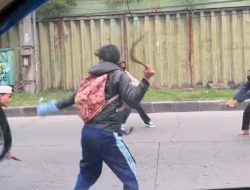 Pelajar SMP Tawuran di Cikarang Barat untuk Konten