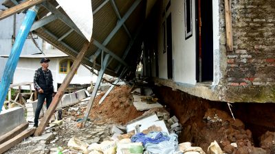 Pemerintah Janjikan Bantuan bagi Warga Terdampak Pergeseran Tanah di Bojongmangu