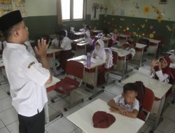 Daya Tampung Sekolah Negeri Masih Terbatas