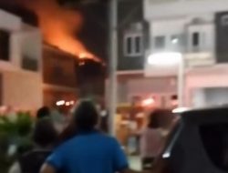 Rumah Sekretaris Bapilu DPD PDI Perjuangan Jabar di Kota Bekasi Terbakar