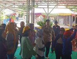 Hibur Warga Rawalumbu, M2 Joget Bersama