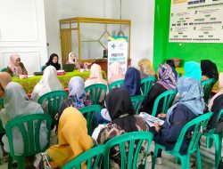 Program Sekolah Gizi dan Farmasi pada Kader Posyandu di Puskesmas Perwira oleh Dosen Gizi dan Farmasi Universitas Esa Unggul Kampus Bekasi