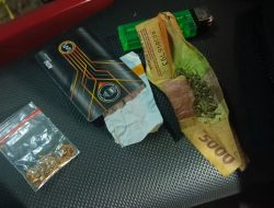 Dua Pemuda Bungkus Ganja Pakai Uang Diringkus Tim Patroli Perintis Presisi Polres Metro Bekasi Kota
