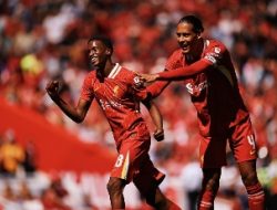Jamu Sevilla, The Reds Menang Telak 4-1