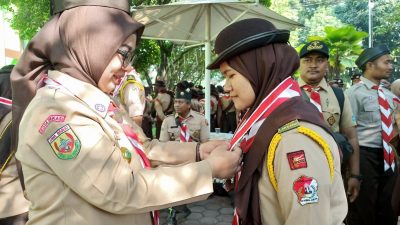 Kwarcab Kota Bekasi Kukuhkan 570 Pelajar sebagai Pramuka Garuda