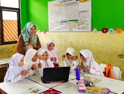 Mustica Anggun Raih Prestasi dengan Karya Inovasi, Manfaatkan Komik sebagai Media Pembelajaran