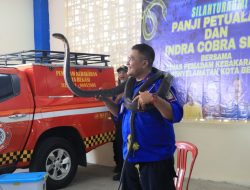 Dinas Damkarmat Kota Bekasi Asah Jurus Menaklukkan Ular