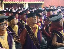 Baznas Kota Bekasi Bantu Biaya Siswa Sekolah Lansia