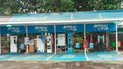 PLN Bekasi Catat Lonjakan Transaksi SPKLU: Masyarakat Semakin Antusias Gunakan Kendaraan Listrik   