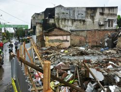 Enam Warga Pemilik SHM Korban Penggusuran di Desa Setiamekar Ngadu ke DPR