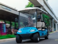 Menjelajahi TMII Bisa Sewa Kendaraan Listrik