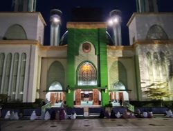 Gaji Enam Bulan Tiga Pejabat Ini Buat Beli Karpet Masjid Agung Al Barkah Kota Bekasi
