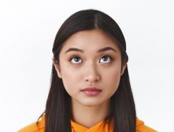 5 Tips Mengatasi Mata Panda Supaya Penampilan Makin Fresh dan Cantik