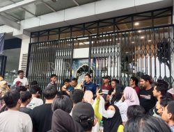 Dosen Ekonomi Ungkap Faktor di Balik Fenomena Masyarakat Berburu Emas