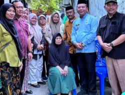 Beda dari yang Lain! Ini Cara Kecamatan Bekasi Barat Bantu Warga Tak Mampu