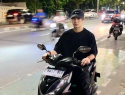 Jackson Wang Naik Motor Beat Pelat “G”, Netizen: Diluar Prediksi Perkpopan