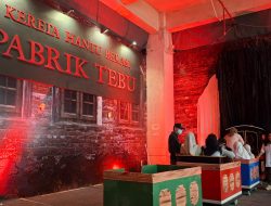 Kereta Hantu Bekasi Pabrik Tebu Tarik Perhatian Pengunjung Living World Grand Wisata