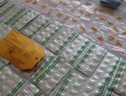 Polsek Cikarang Barat Bongkar Penjualan Obat Keras Berkedok Konter Handphone