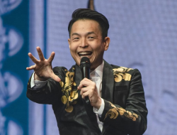 Ernest Prakasa Tinggalkan Media Sosial X: Setelah Sekian Lama…