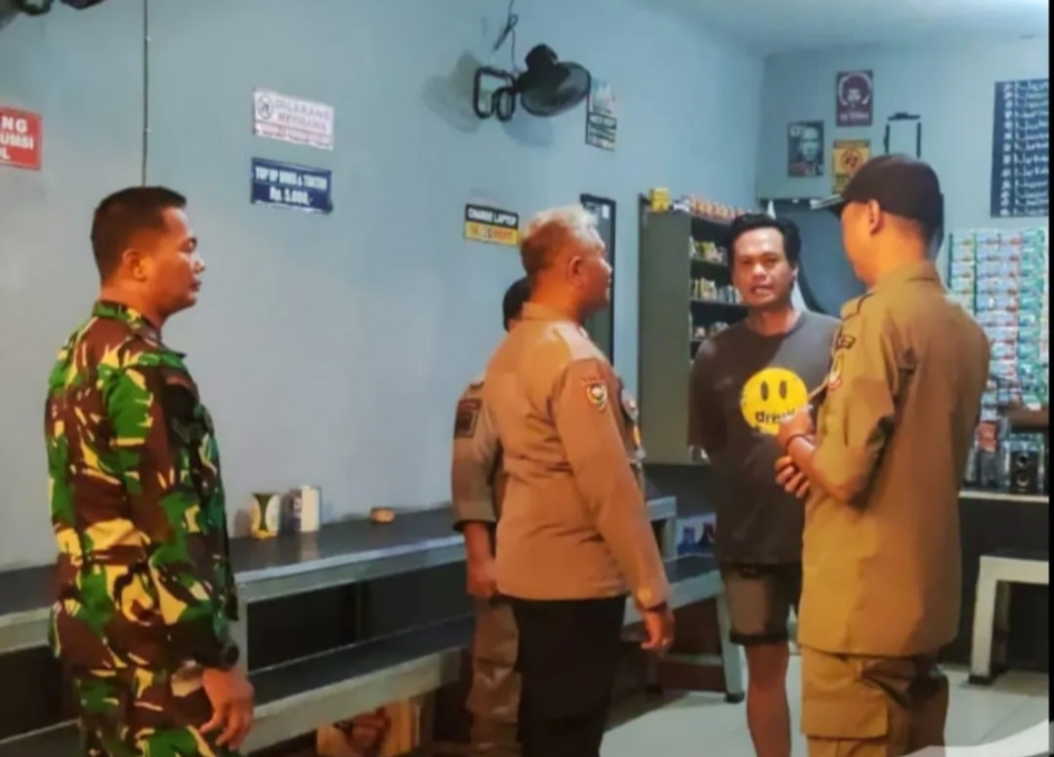 Dukung Maklumat Gubernur, Kelurahan Bojong Menteng dan Polsek Rawalumbu Gencarkan Patroli Malam