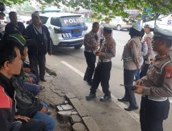 Satlantas Polres Metro Bekasi Kota “Woro-woro” Bahaya ODOL