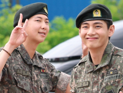 Baru Bebas Wamil, RM dan V BTS Dapat Kejutan Manis dari Anggota TXT