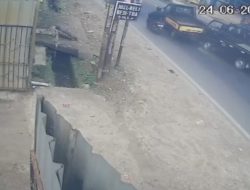 Kecelakaan Beruntun Libatkan Lima Kendaraan di Jalan Raya Narogong Kota Bekasi, Pengendara Motor Tewas di Tempat