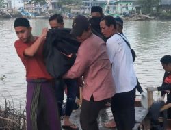 Tim SAR Temukan Jasad ABK yang Terjatuh di Sungai Citarum 
