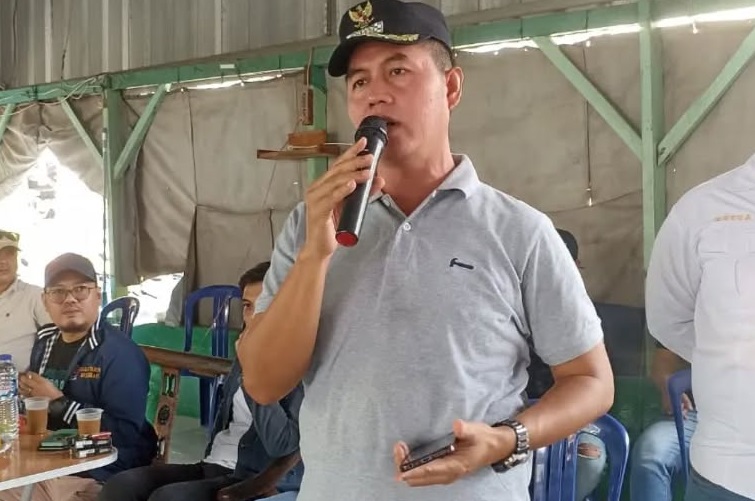 Kelurahan Teluk Pucung Tata PKL Depan Sekolah