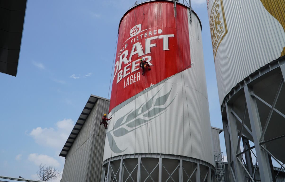 Optimalkan Penerimaan Cukai, Bea Cukai Bekasi Kunjungi PT Bali Hai Brewery Indonesia  