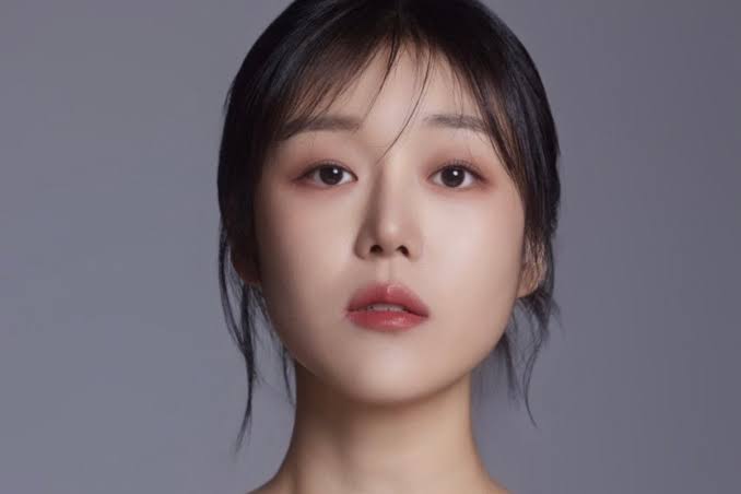 Aktris Kang Seo Ha Meninggal Dunia di Usia 31 Tahun Setelah Berjuang Melawan Kanker